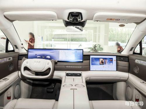 国产美足,展现东方韵味与时尚风采 第3张 国产美足,展现东方韵味与时尚风采 第3张